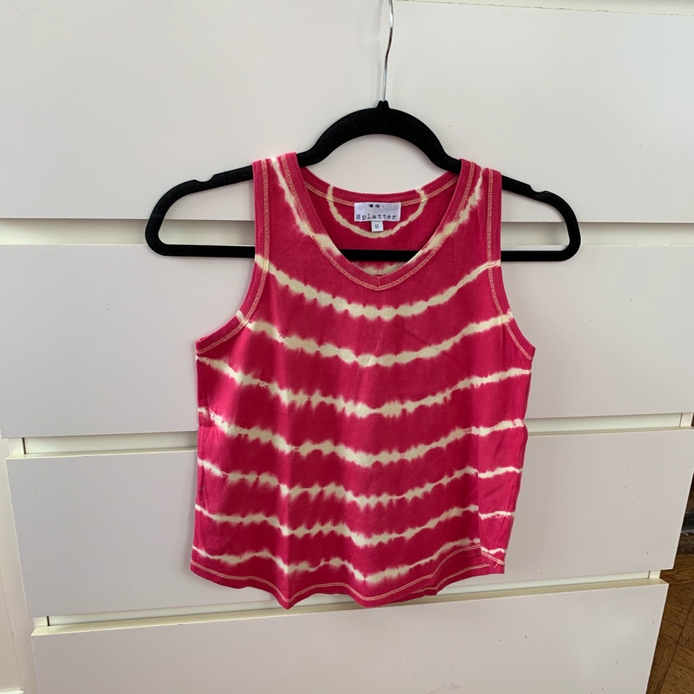 Sleeveless top